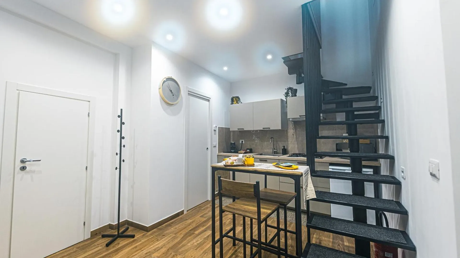 Miro Suite Catania 0*,  Italy